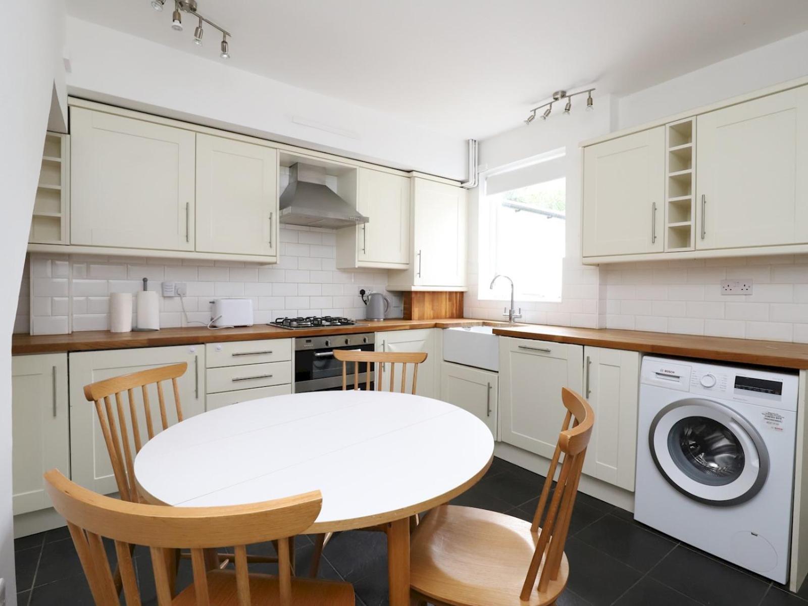 Sunny Victorian 2Br Townhouse Oxford Pass The Keys Villa Екстериор снимка